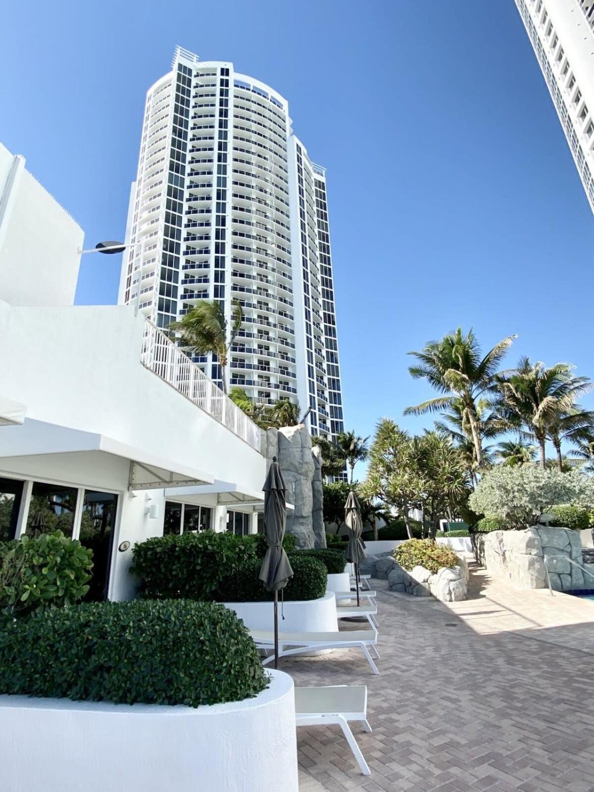 Trump International Resort By Zen Vacation Rentals Miami Beach Buitenkant foto