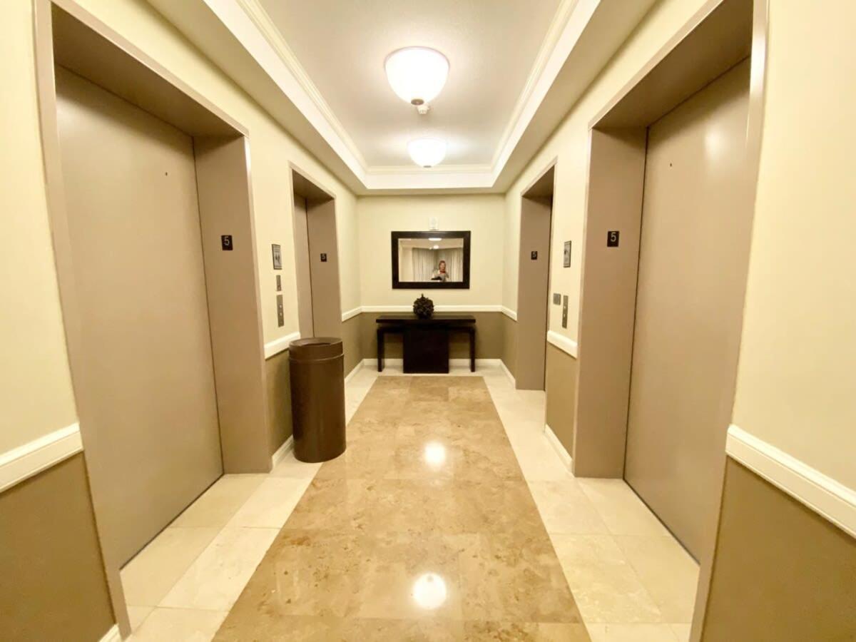 Trump International Resort By Zen Vacation Rentals Miami Beach Buitenkant foto